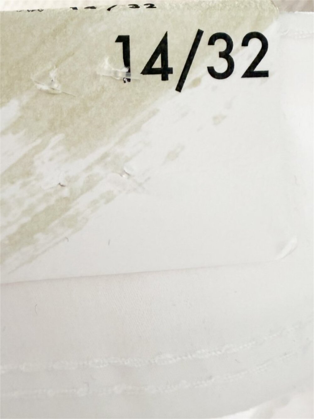 CURVE APPEAL High-Rise Straight-Leg WHITE JEANS NWT 14/32 - Picture 9 of 13